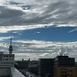 Garden Tower - 8 Min Do Centra, Garaz Appartement *