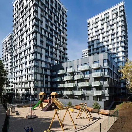 Garden Tower - 8 Min Do Centra, Garaz Apartamento Praga