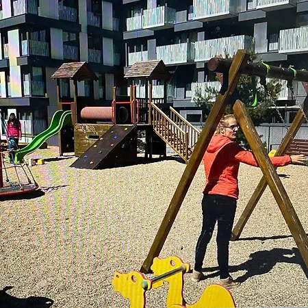 Garden Tower - 8 Min Do Centra, Garaz 公寓 *